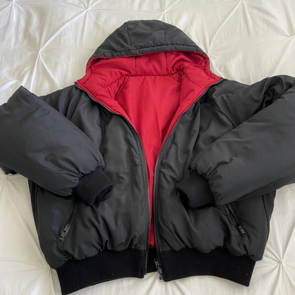 Brandy Melville Puffer Jacket With Hood 